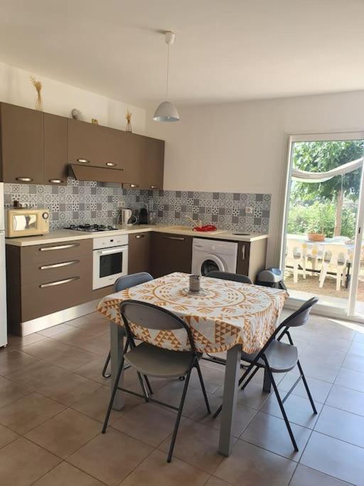 Studio Mitoyen A La Campagne Vue Sur La Mer Cargèse Екстериор снимка